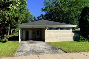 15231 Hastings Dr, Dolton, IL 60419 - Photo 1