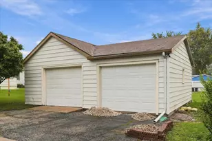1502 Ave K, Sterling, IL 61081 - Photo 13