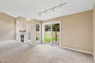 17116 W Cunningham Ct, Libertyville, IL 60048 - Photo 9