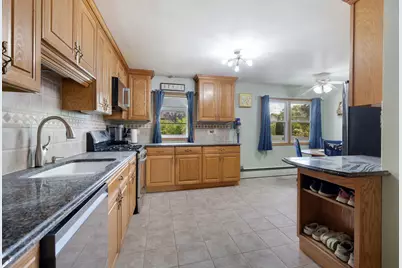 1120 S 12th Avenue, Saint Charles, IL 60174 - Photo 7