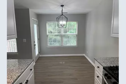 1287 N Red Oak Circle #4, Round Lake Beach, IL 60073 - Photo 5