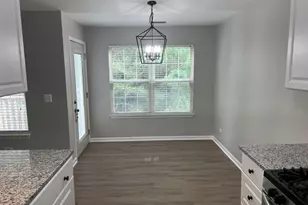 1287 N Red Oak Cir, Round Lake Beach, IL 60073 - Photo 5