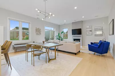 1222 N Wolcott Avenue #4S, Chicago, IL 60622 - Photo 3