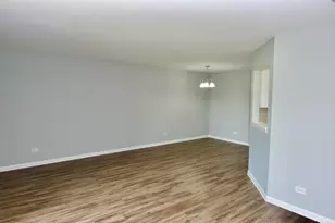 10347 Dearlove Rd, Glenview, IL 60025 - Photo 3