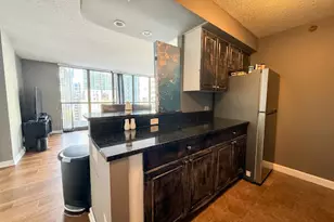 10 E Ontario St, Chicago, IL 60611 - Photo 7