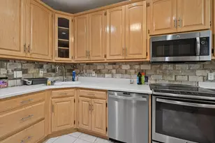 891 N Exeter Turn, Bourbonnais, IL 60914 - Photo 7