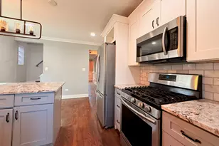 [Address not provided], Chicago, IL 60617 - Photo 3