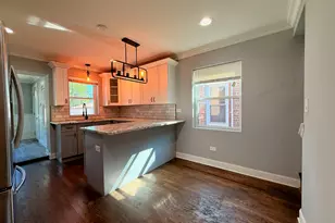 [Address not provided], Chicago, IL 60617 - Photo 5