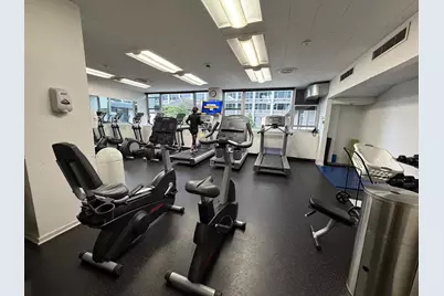 4250 N Marine Drive #905, Chicago, IL 60613 - Photo 13