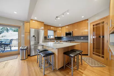5227 S Mulligan Avenue, Chicago, IL 60638 - Photo 11
