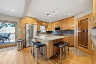 5227 S Mulligan Ave, Chicago, IL 60638 - Photo 11