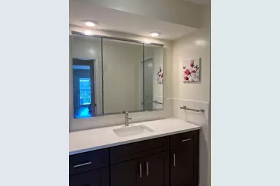 828 Oakton Street #5E, Evanston, IL 60202 - Photo 9