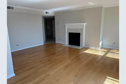 511 Aurora Avenue #418, Naperville, IL 60540 - Photo 3