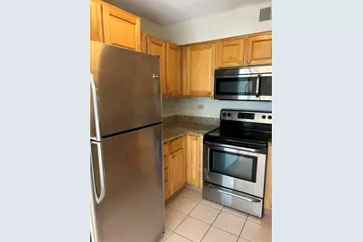 511 Aurora Avenue #418, Naperville, IL 60540 - Photo 7