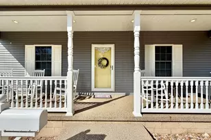 2806 Jones St, Eldorado, IL 62930 - Photo 3