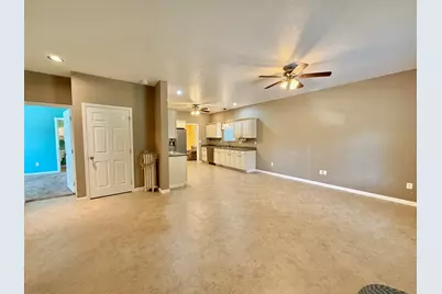 2806 Jones Street, Eldorado, IL 62930 - Photo 5