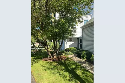 413 Country Lane Court, Wauconda, IL 60084 - Photo 3