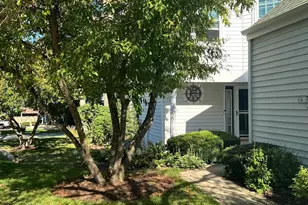 413 Country Ln Ct, Wauconda, IL 60084 - Photo 3