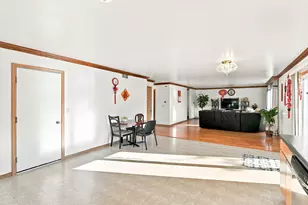 16408 Zausa Dr, Crest Hill, IL 60403 - Photo 9