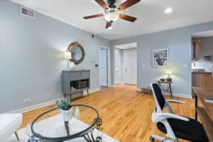 1531 W Rosemont Ave, Chicago, IL 60660 - Photo 5