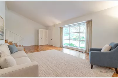 303 Crestwood Village, Northfield, IL 60093 - Photo 5
