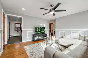 2 Le Moyne Pkwy, Oak Park, IL 60302 - Photo 5