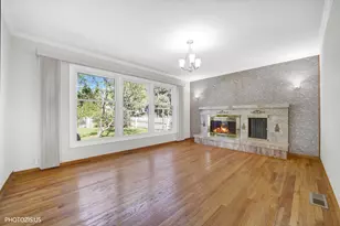 10 Mayflower Rd, Vernon Hills, IL 60061 - Photo 29