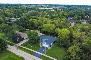 3985 Dorchester Ave, Gurnee, IL 60031 - Photo 41