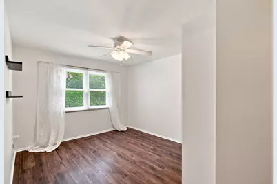 3985 Dorchester Avenue, Gurnee, IL 60031 - Photo 15