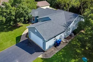 3985 Dorchester Ave, Gurnee, IL 60031 - Photo 37