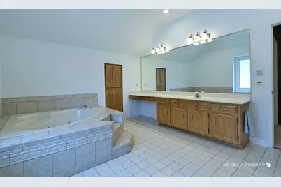 1412 Greenlake Drive, Aurora, IL 60502 - Photo 21
