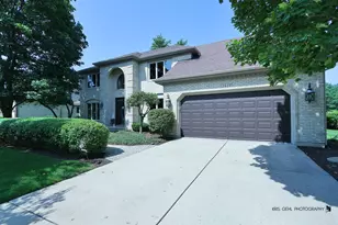 1412 Greenlake Dr, Aurora, IL 60502 - Photo 1