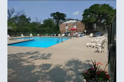9S025 Lake Drive #10-206, Willowbrook, IL 60527 - Photo 13