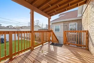 5349 W Fletcher St, Chicago, IL 60641 - Photo 31
