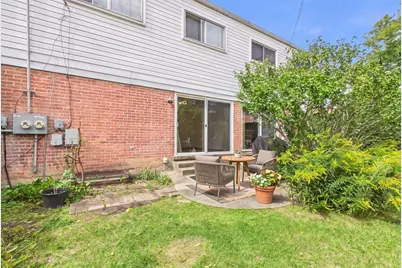 8501 Linder Court, Skokie, IL 60077 - Photo 33