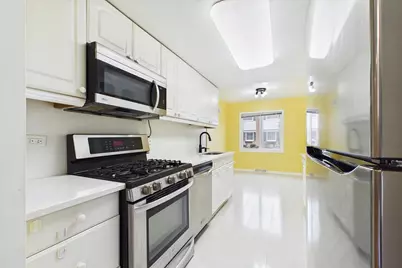 8501 Linder Court, Skokie, IL 60077 - Photo 15