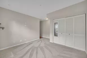 1260 Evergreen Ave, Des Plaines, IL 60016 - Photo 11