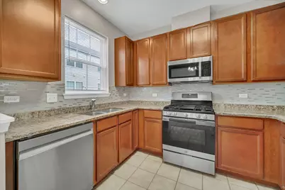 1260 Evergreen Avenue, Des Plaines, IL 60016 - Photo 7