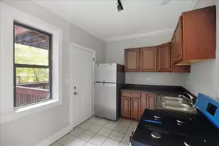 1940 E 73rd St, Chicago, IL 60649 - Photo 3