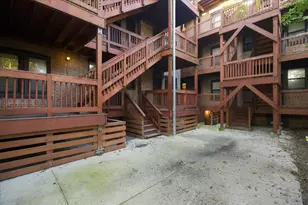 1940 E 73rd St, Chicago, IL 60649 - Photo 11