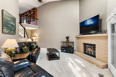 1606 Cypress Court, Hoffman Estates, IL 60169 - Photo 7
