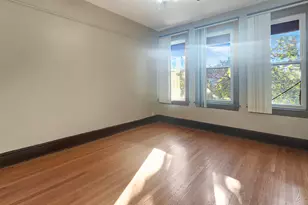 2333 S Lawndale Ave, Chicago, IL 60623 - Photo 9