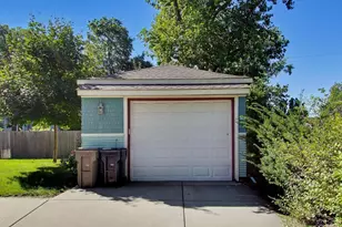 582 Park St, Elgin, IL 60120 - Photo 69