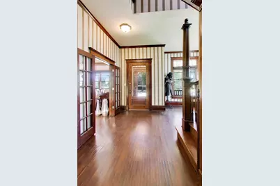 582 Park Street, Elgin, IL 60120 - Photo 9