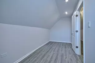 1645 S Keeler Ave, Chicago, IL 60623 - Photo 37