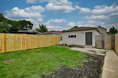 1645 S Keeler Avenue, Chicago, IL 60623 - Photo 47
