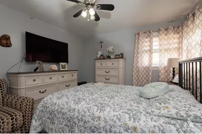 5858 W 82nd Street, Burbank, IL 60459 - Photo 11