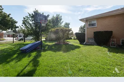 5858 W 82nd Street, Burbank, IL 60459 - Photo 33
