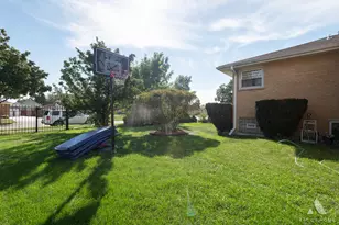 5858 W 82nd St, Burbank, IL 60459 - Photo 33