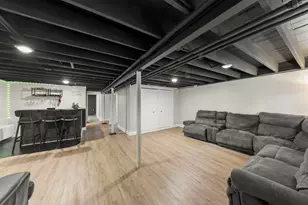 5412 W Henderson St, Chicago, IL 60641 - Photo 23